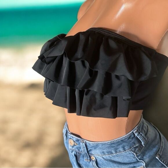 Swimsuits For All l Strapless, Ruffled Bikini Top l Double Hook Back l 18 l EUC - Picture 6 of 9